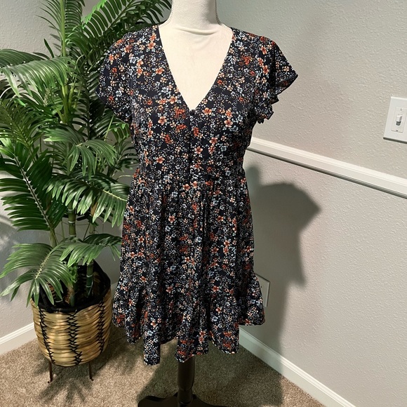 Southern Fried Chics Flirty Floral Summer Dress - Picture 1 of 4